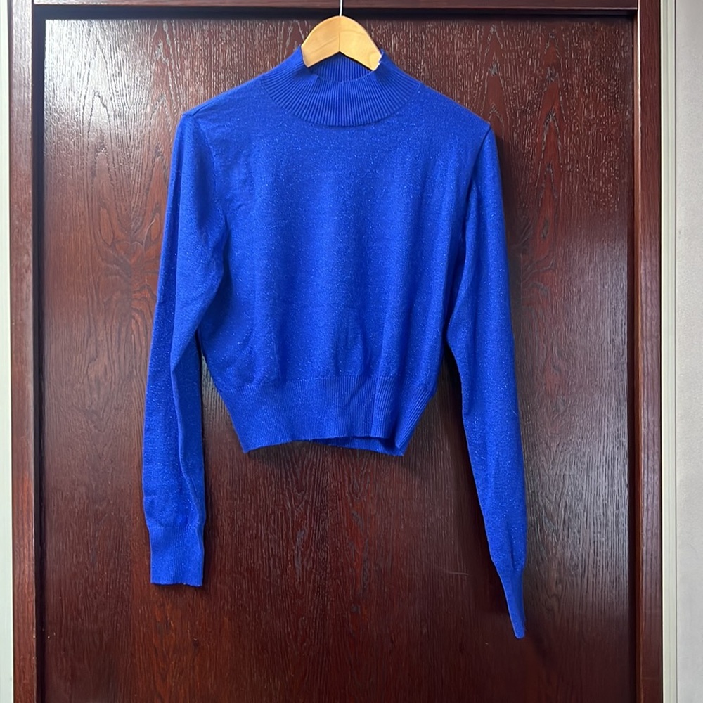 Dreamers Blue Cropped Sweater - Picture 4 of 5